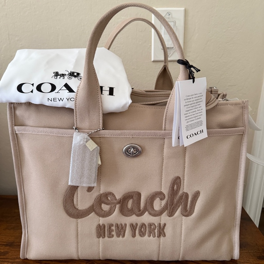 NWT Coach Cargo Tote 42 large Bag Dark Natural w/ Dustbag